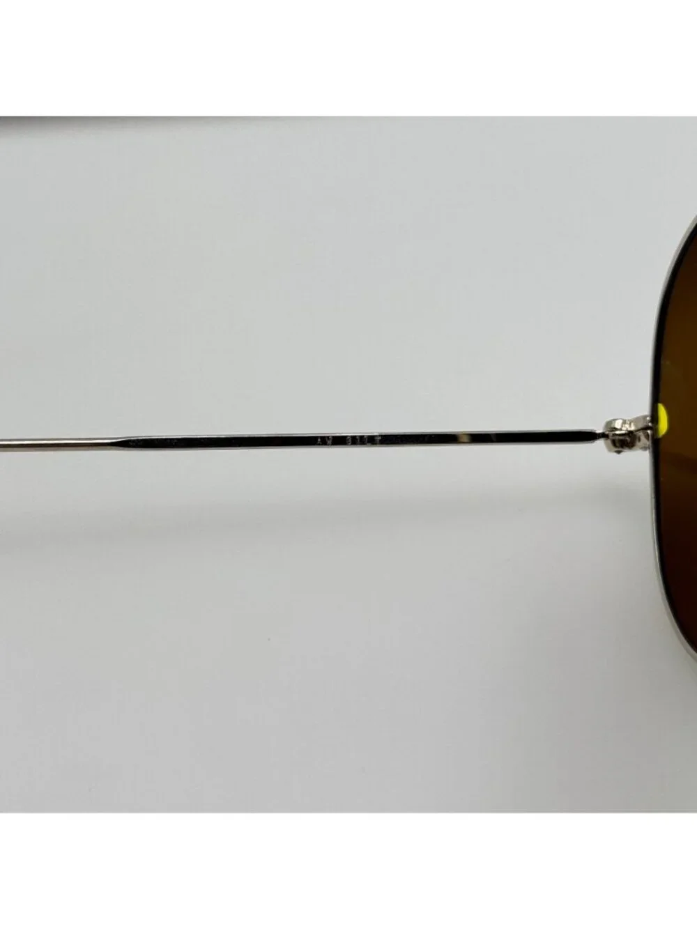 Gilt lenses have